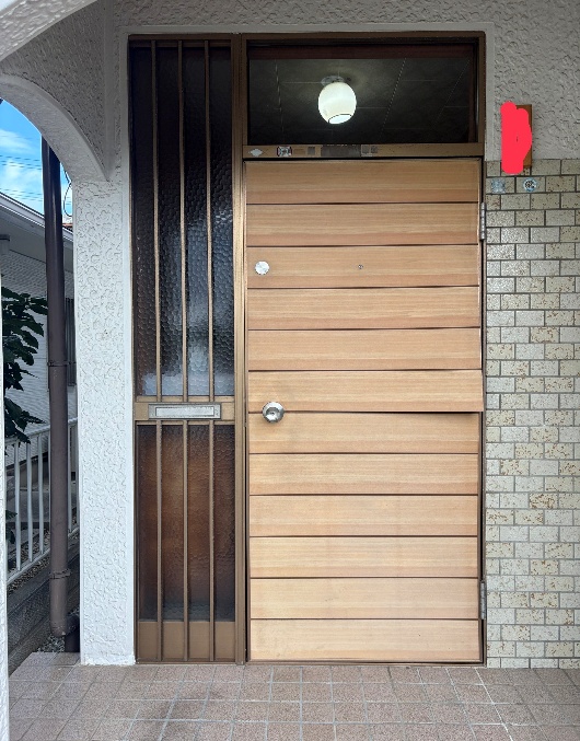 戸建て玄関ドア交換前